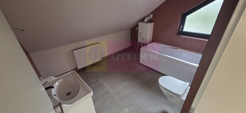 Apartament cu 2 camere de vanzare in Busteni